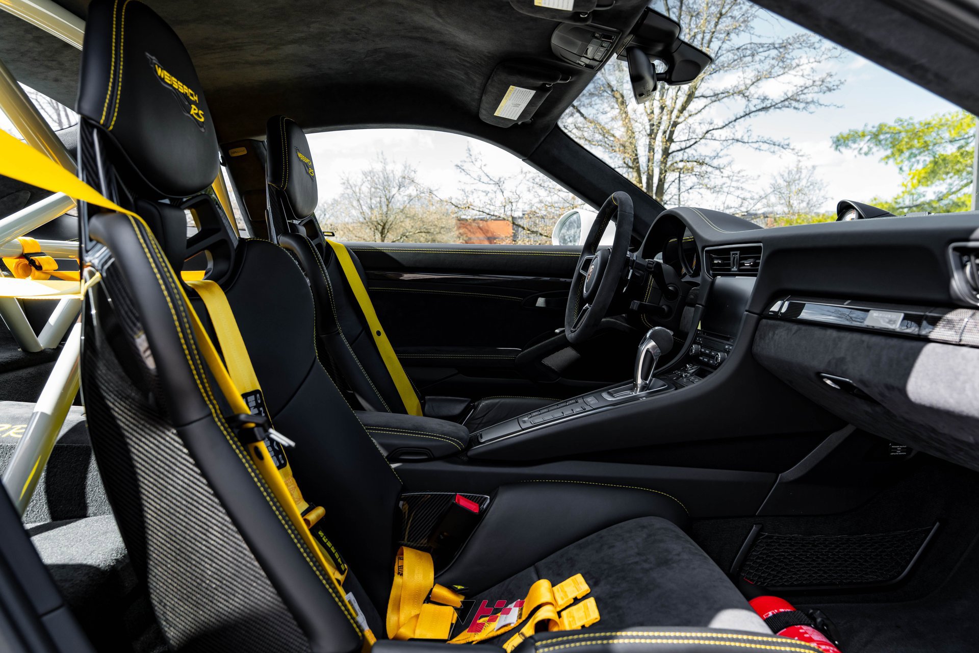 Used 2018 Porsche 911 GT2 RS image 9