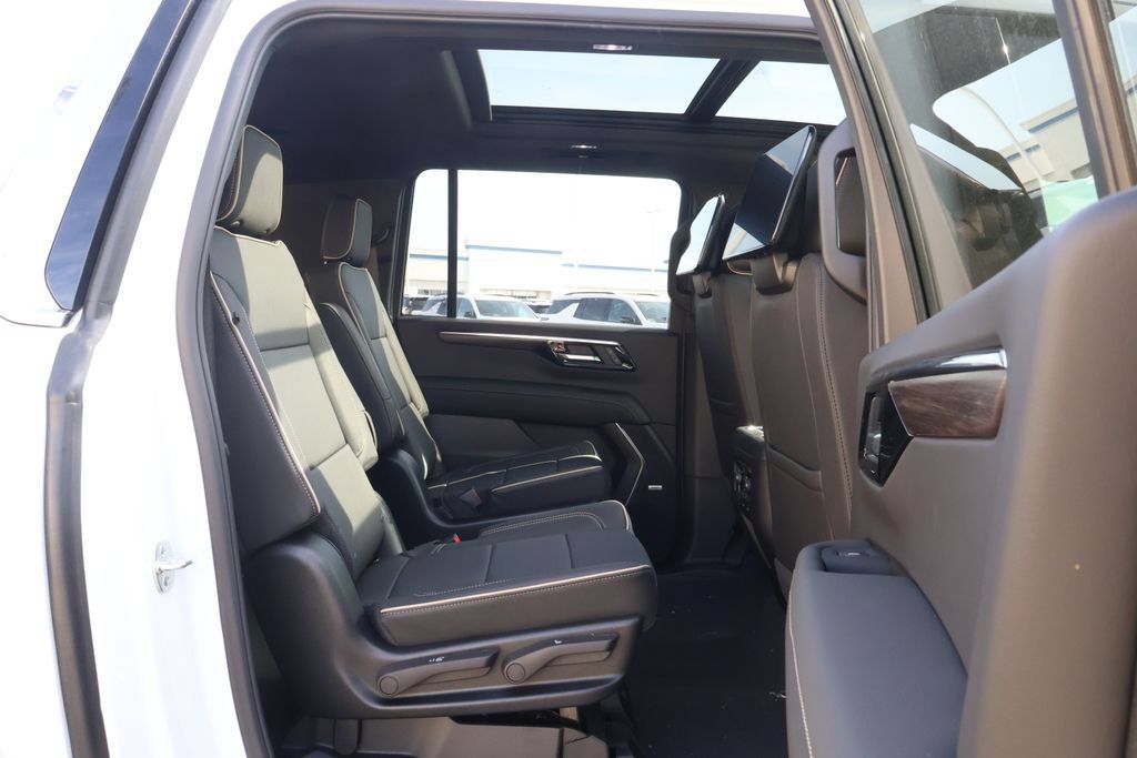 New 2026 Chevrolet Suburban Premier AWD/4WD image 42