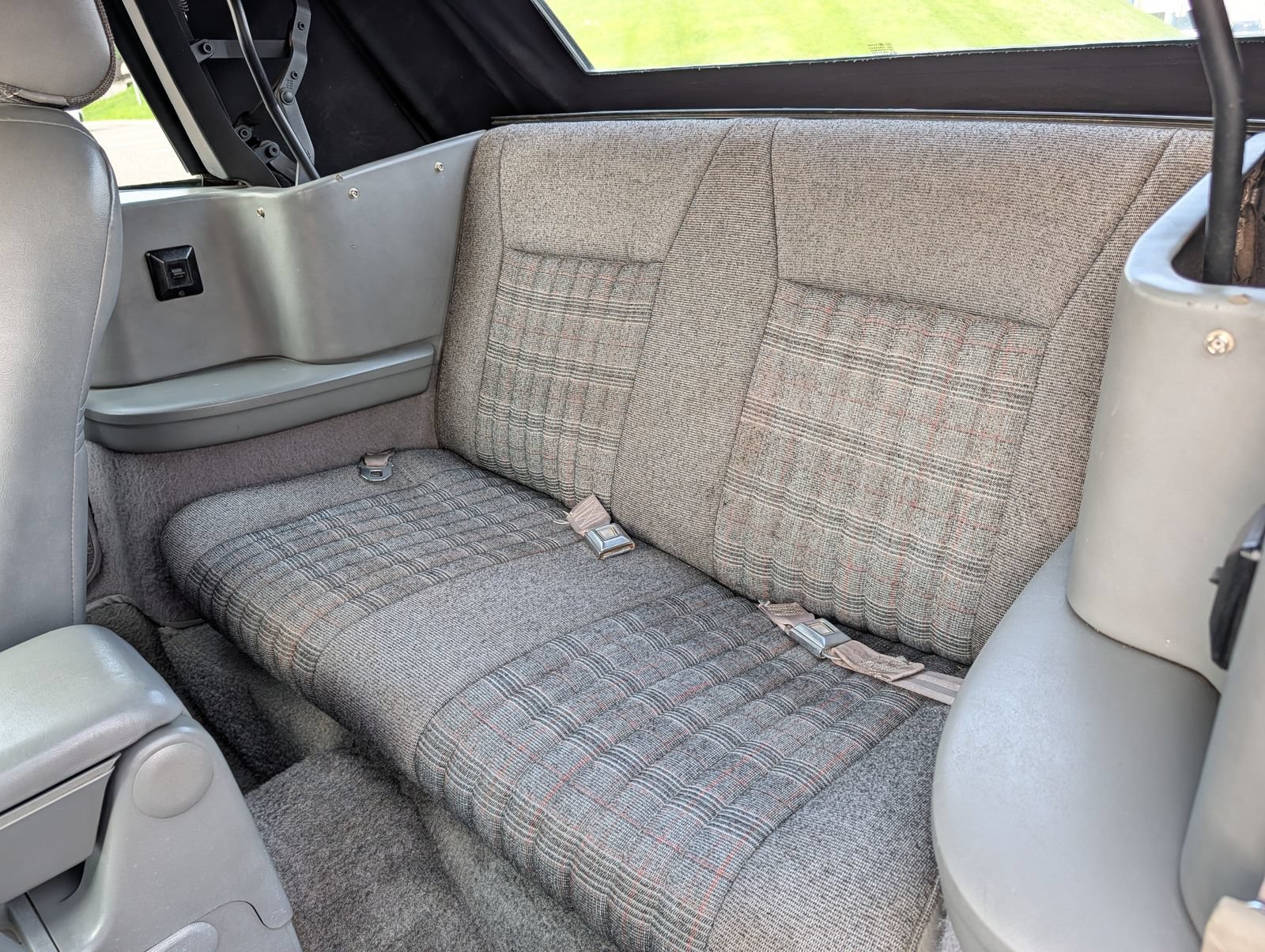 Used 1989 Ford Mustang LX RWD image 18