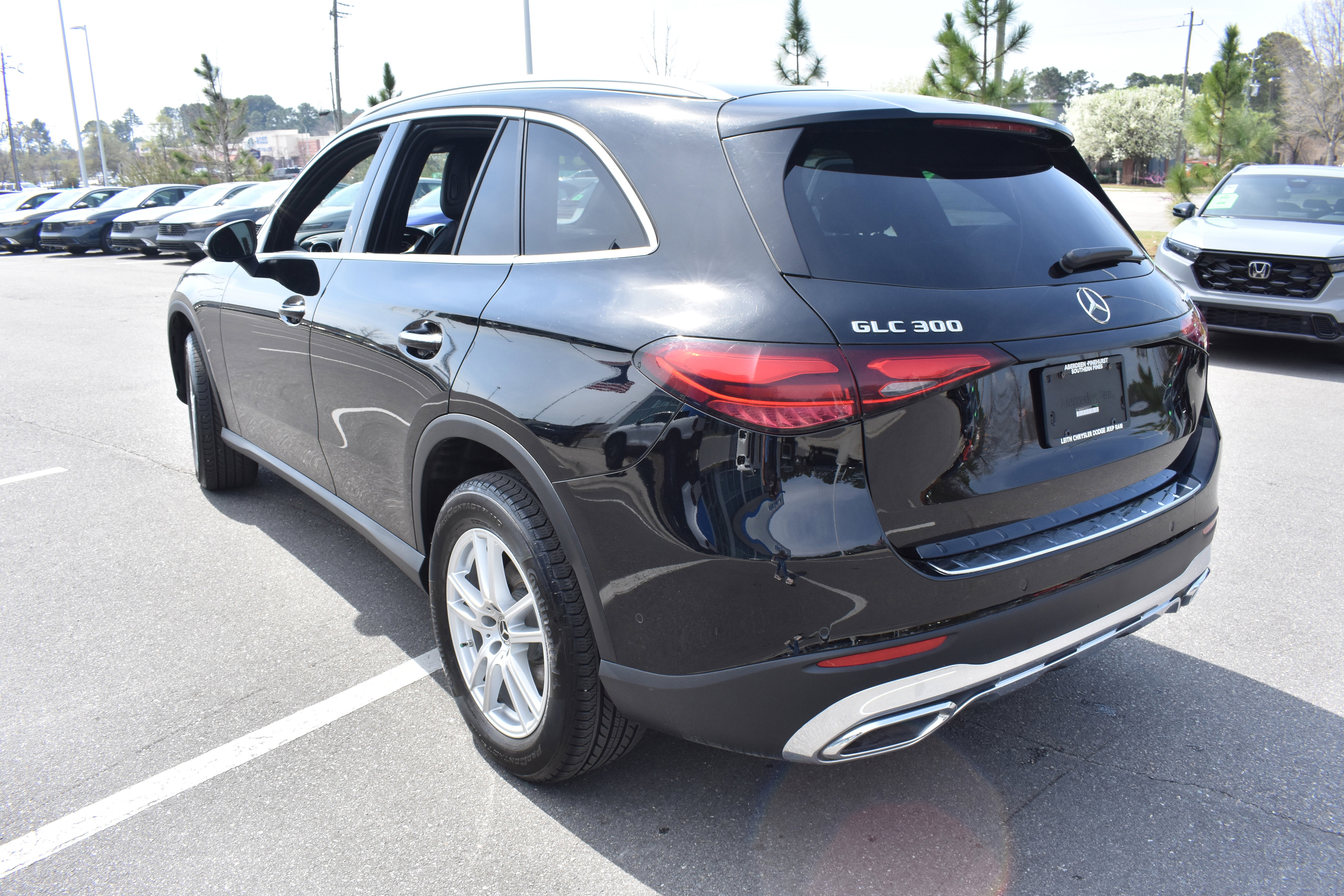 Used 2023 Mercedes-Benz GLC 300 4MATIC image 7