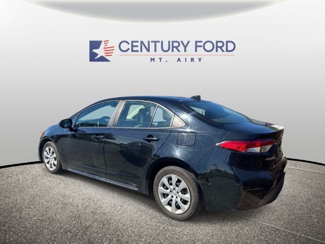 Used 2024 Toyota Corolla LE FWD image 6