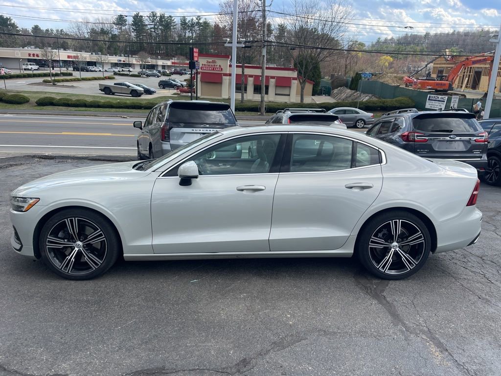 Used 2020 Volvo S60 T6 Inscription image 4