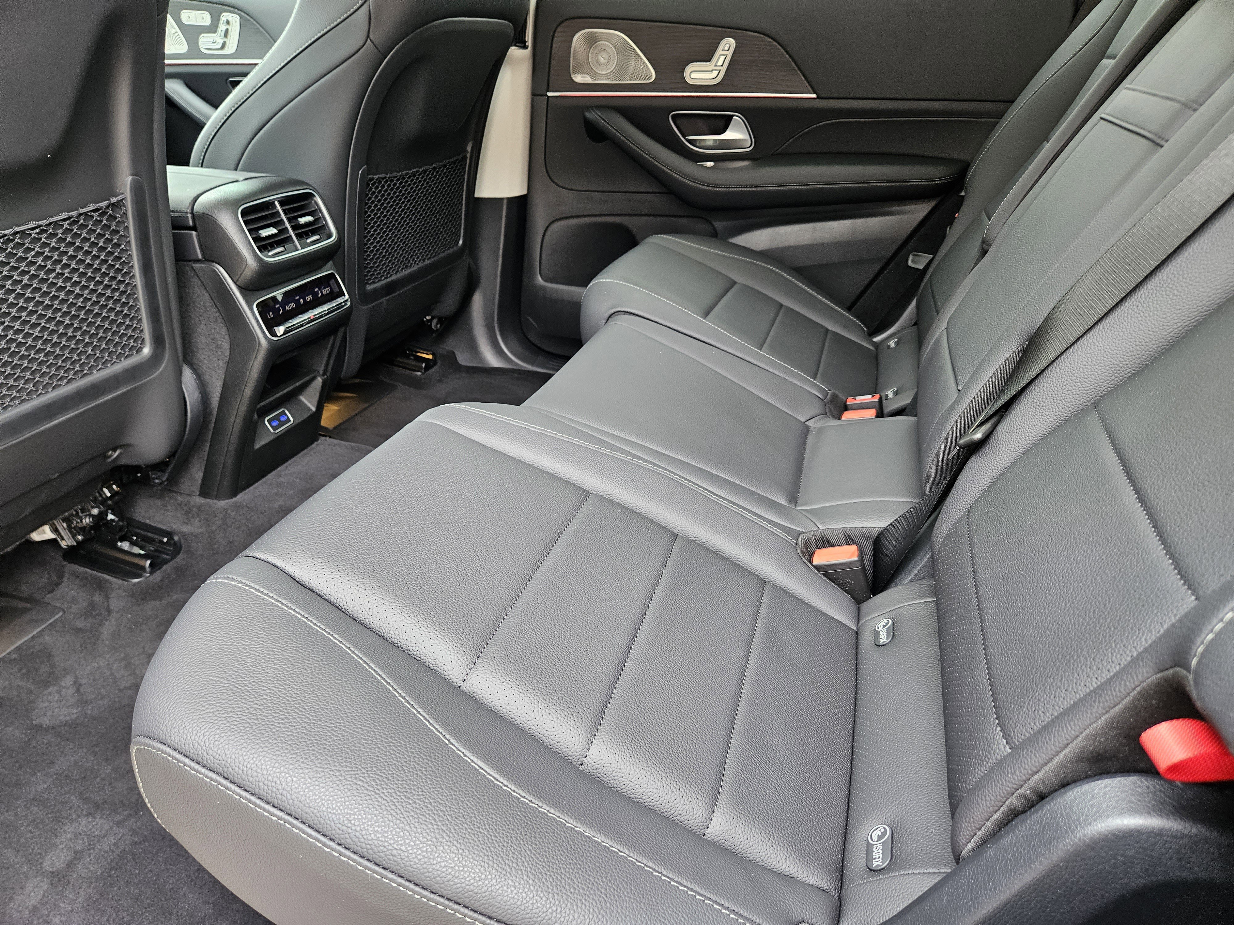 Certified 2026 Mercedes-Benz GLS 450 4MATIC image 10