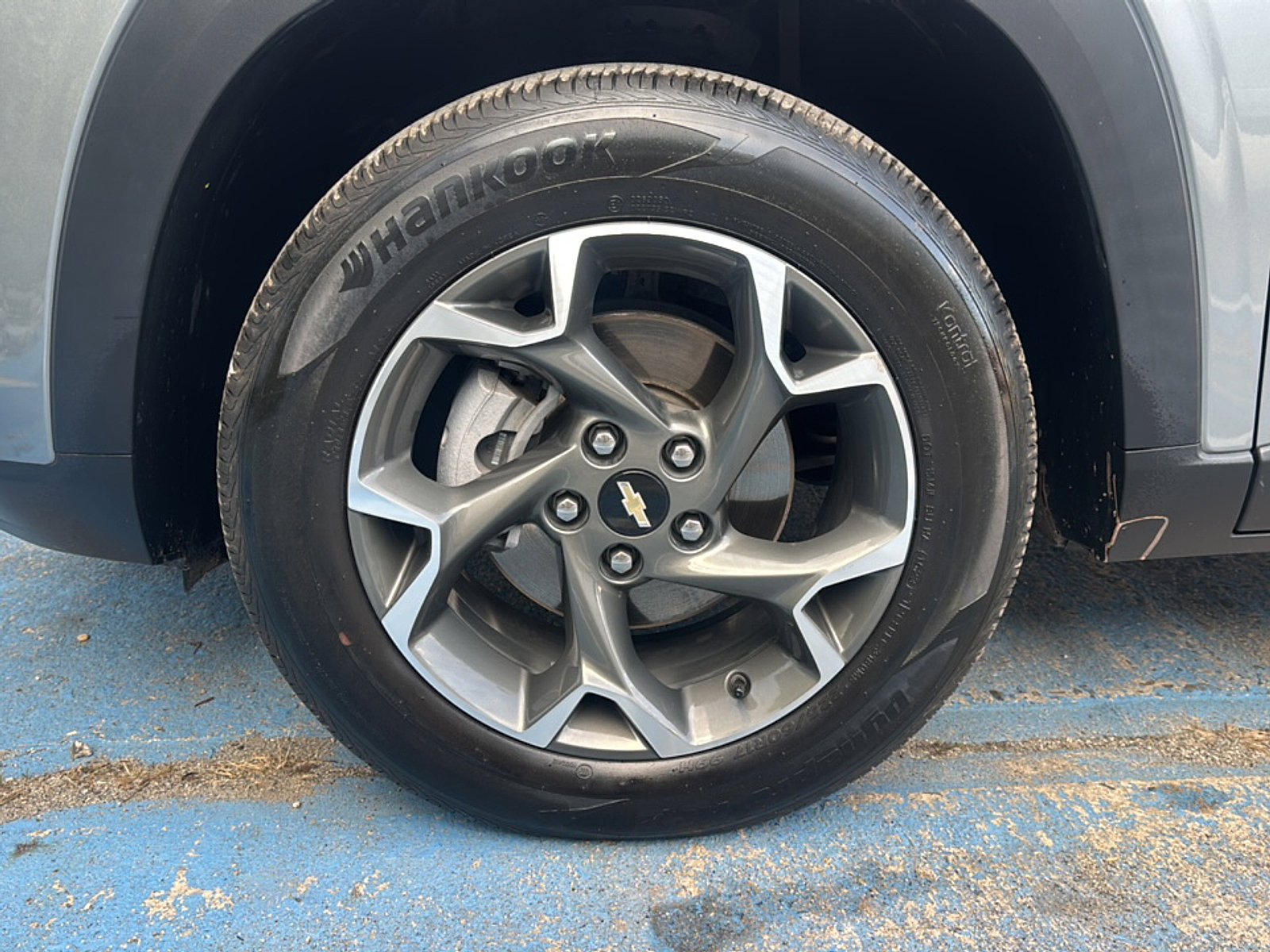 Used 2024 Chevrolet Trax LT w/ Driver Confidence Package image 38