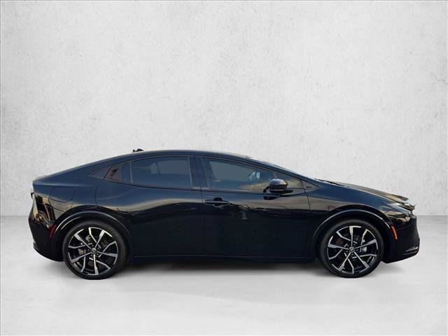 Used 2026 Toyota Prius Plug-In Hybrid FWD image 4