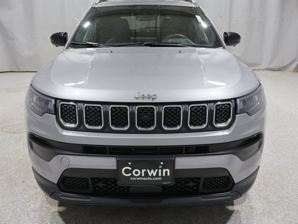 Certified 2023 Jeep Compass Latitude AWD/4WD image 9