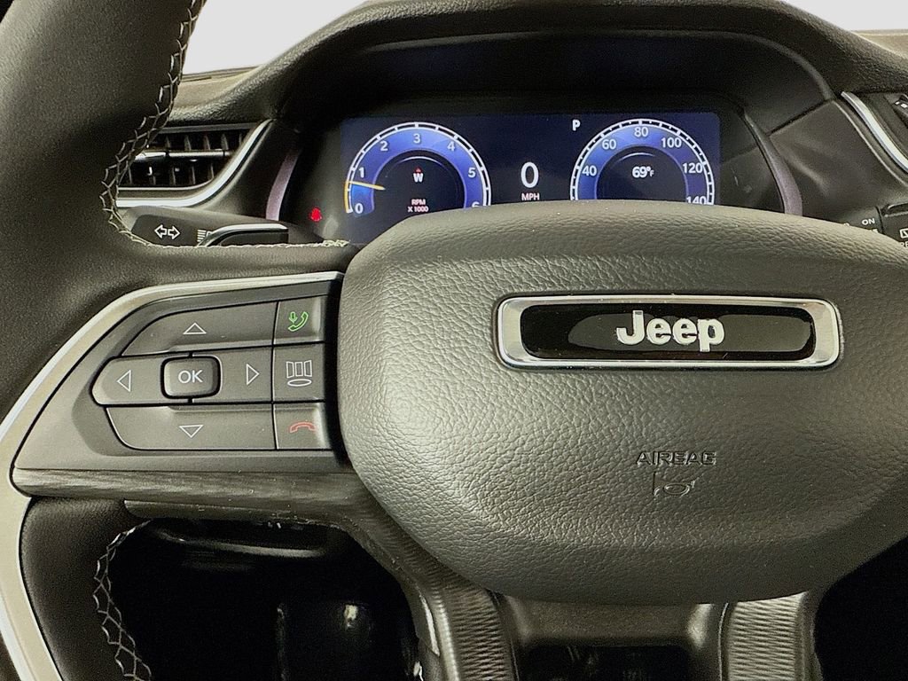 New 2025 Jeep Grand Cherokee Laredo X image 30