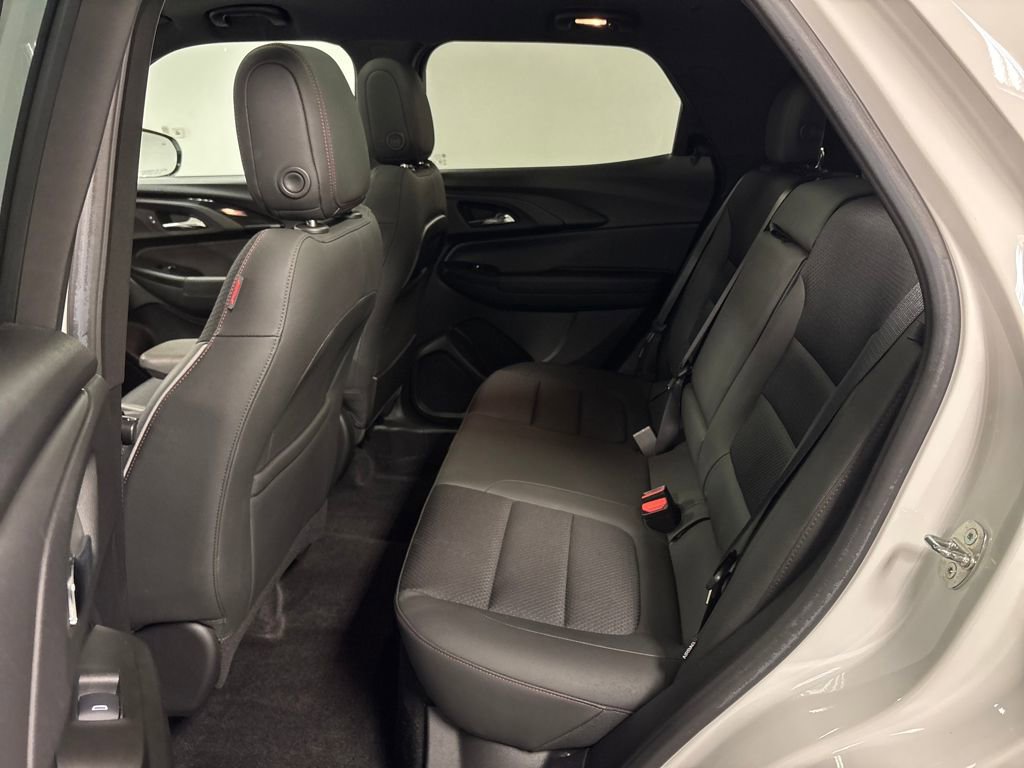 Certified 2022 Chevrolet TrailBlazer RS w/ Sun and Liftgate Package image 30