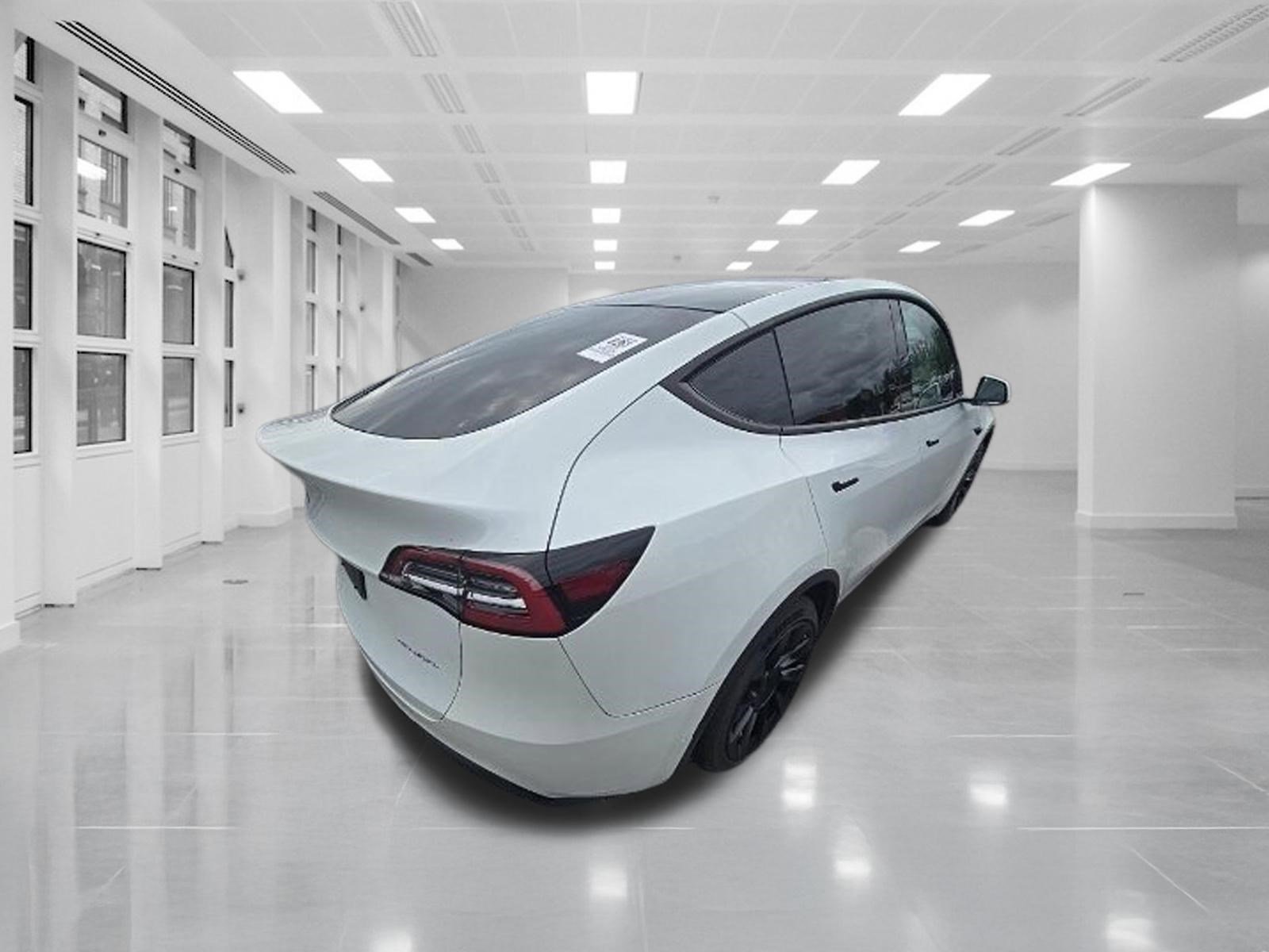 Used 2020 Tesla Model Y Long Range AWD/4WD image 4
