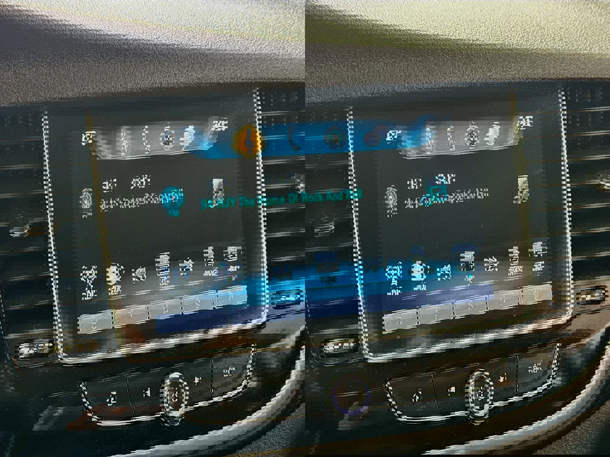 Used 2019 Buick Encore Preferred image 15