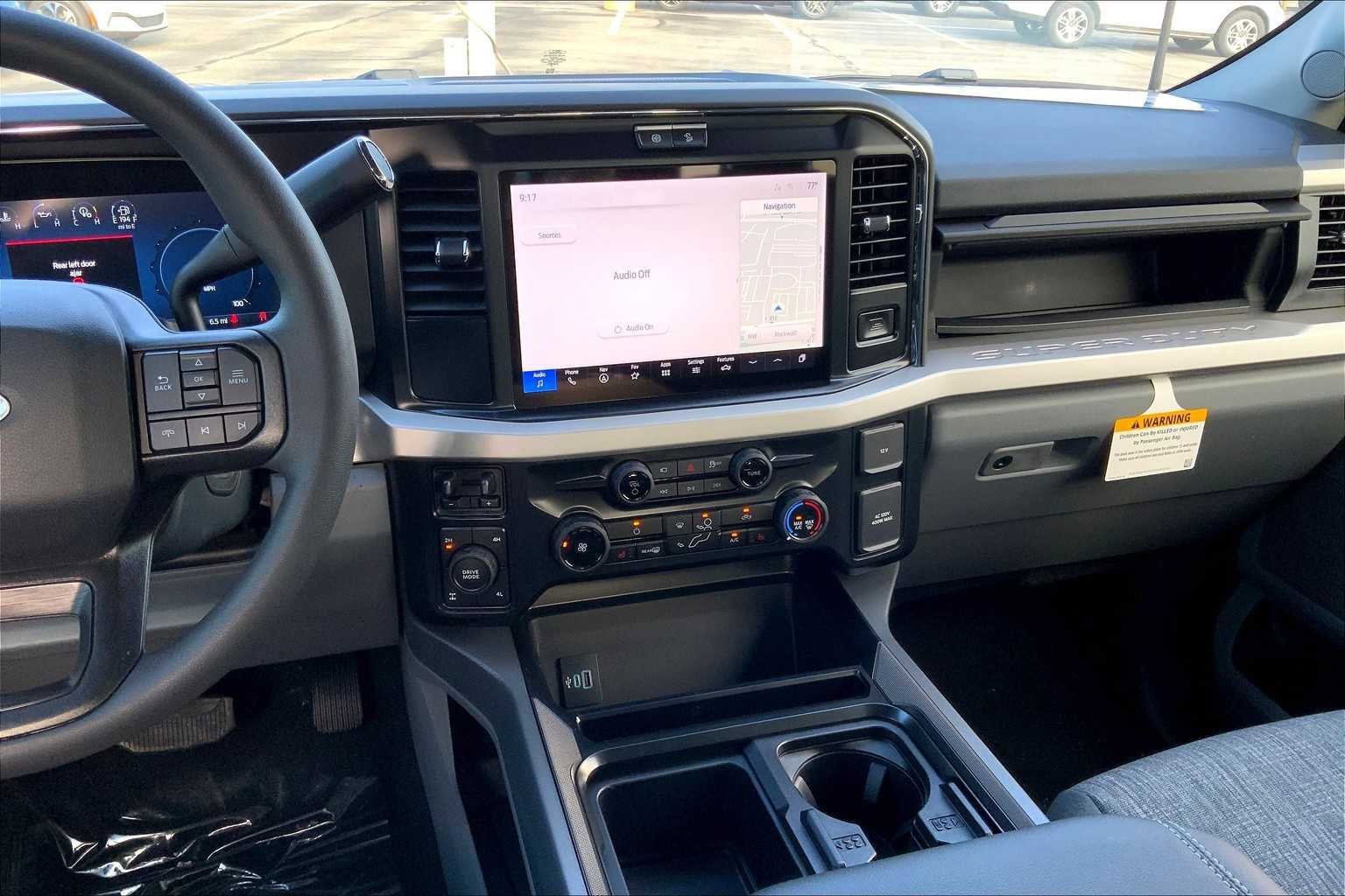 New 2026 Ford F350 XLT w/ XLT Premium Package AWD/4WD image 14
