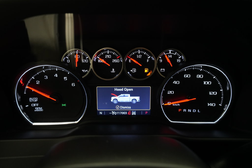 Used 2021 Chevrolet Silverado 1500 RST AWD/4WD image 2