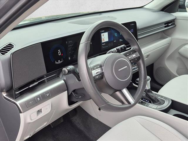 Used 2025 Hyundai Kona SEL FWD image 10