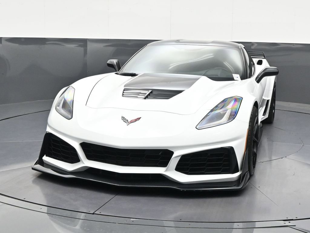 Used 2019 Chevrolet Corvette Z06 image 9