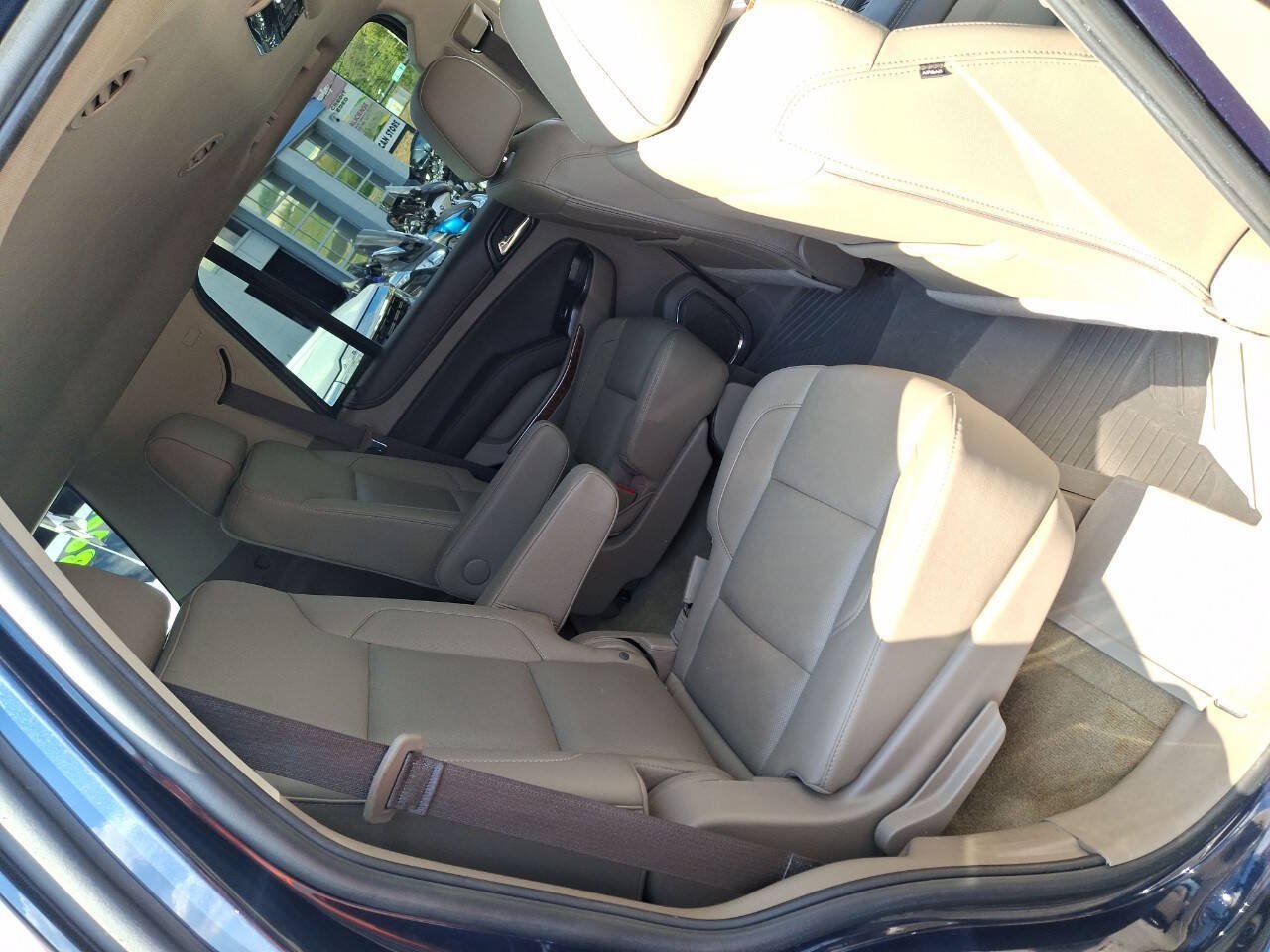 Used 2018 Chevrolet Tahoe Premier AWD/4WD image 22