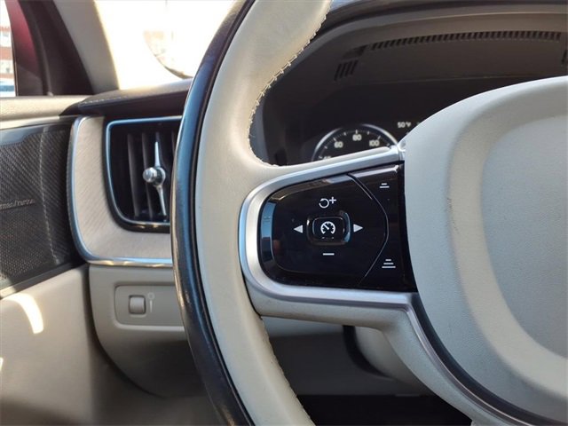 Used 2020 Volvo XC60 T5 Inscription image 20