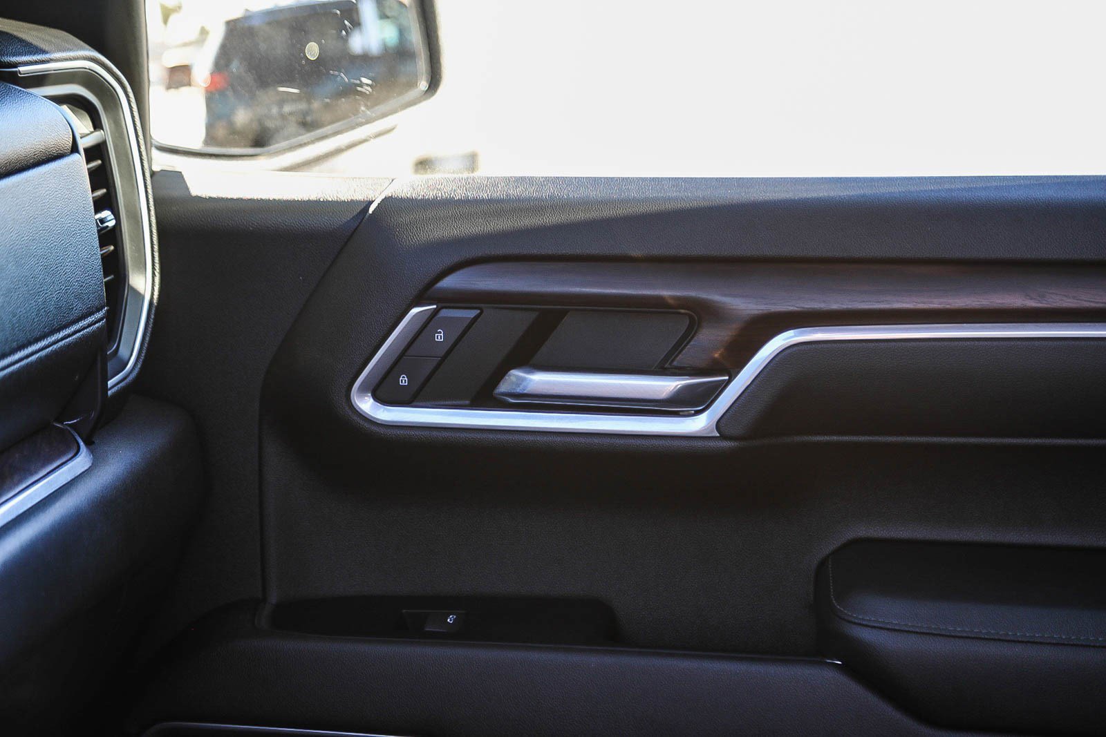 Used 2022 GMC Sierra 1500 SLT image 21