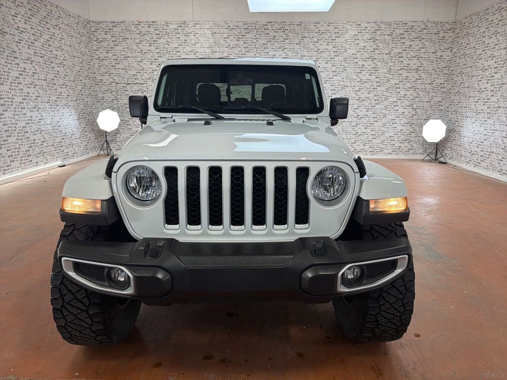 Used 2022 Jeep Gladiator Overland w/ Popular Equipment Package image 2