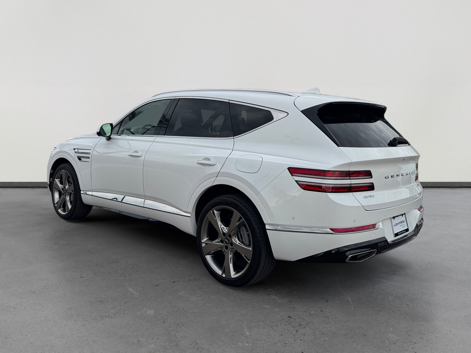 Used 2023 Genesis GV80 2.5T w/ Prestige Package AWD/4WD image 3