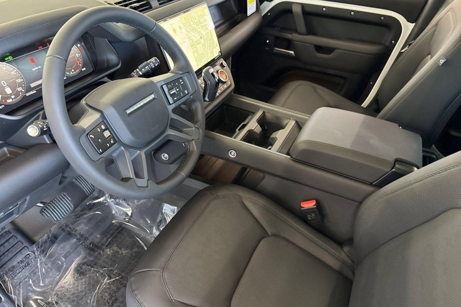 New 2026 Land Rover Defender 110 X-Dynamic SE AWD/4WD image 12