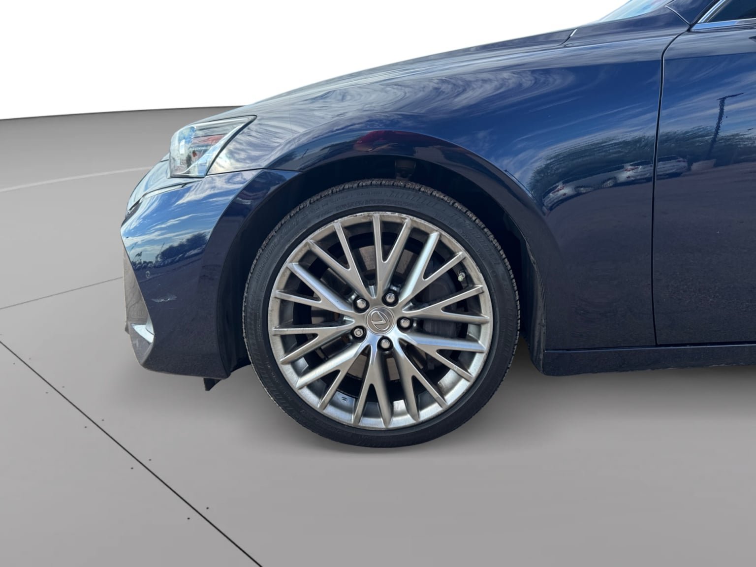 Used 2018 Lexus IS 300 w/ Comfort Package RWD image 9