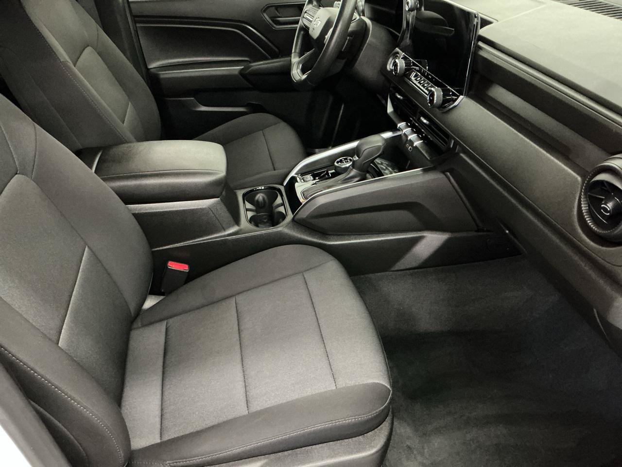 Used 2023 Chevrolet Colorado Trail Boss w/ Technology Package AWD/4WD image 12