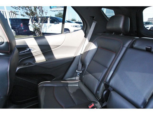 Used 2023 Chevrolet Equinox RS w/ RS Leather Package FWD image 11