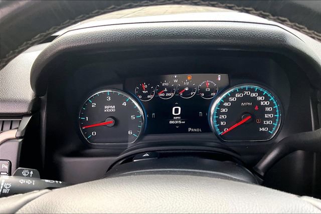 Used 2017 GMC Yukon Denali w/ Open Road Package AWD/4WD image 13