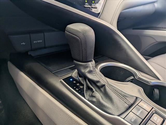 Used 2021 Toyota Camry LE FWD image 17