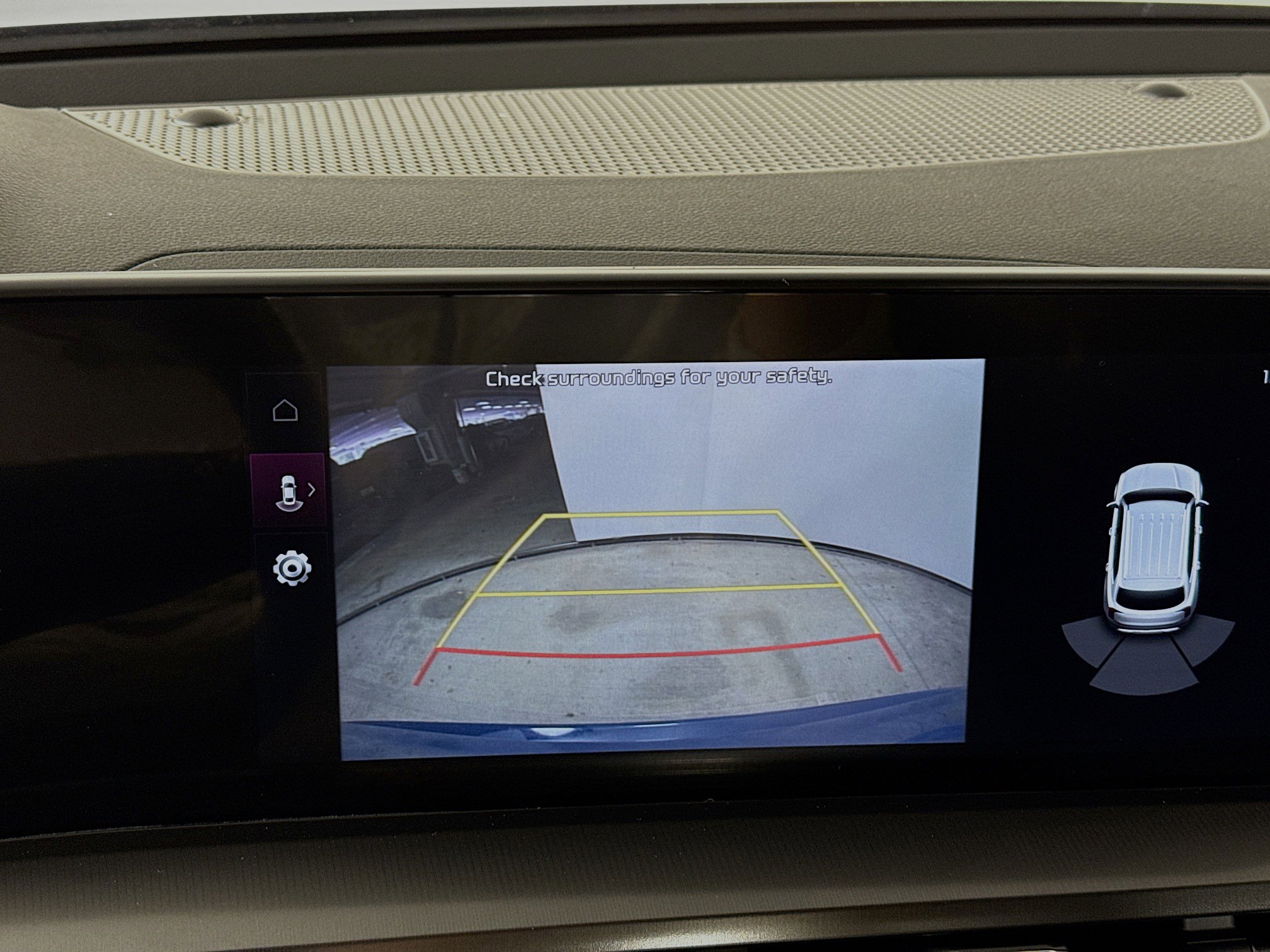 Used 2025 Kia Telluride S image 16