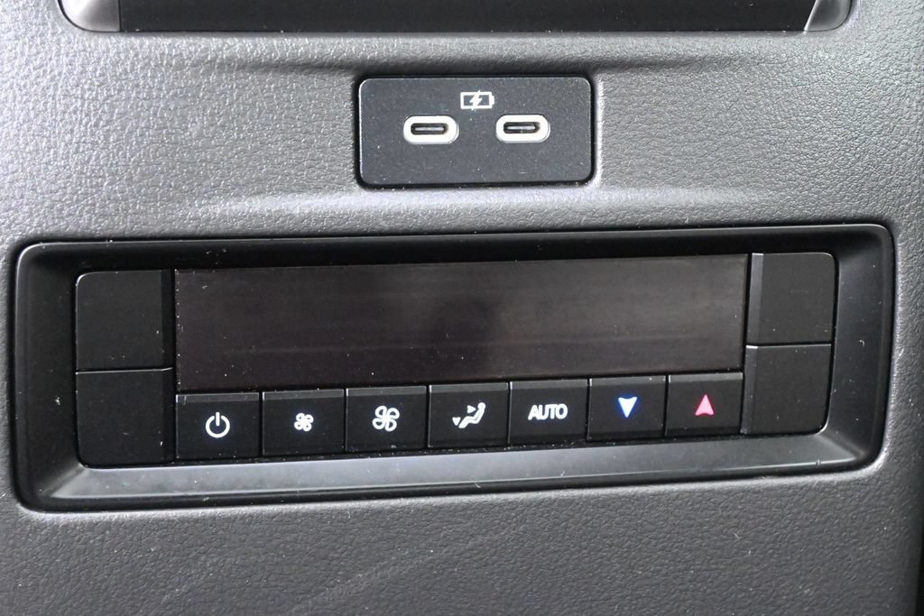 Used 2024 MAZDA CX-90 Plug-In Hybrid w/ Premium Pkg AWD/4WD image 20