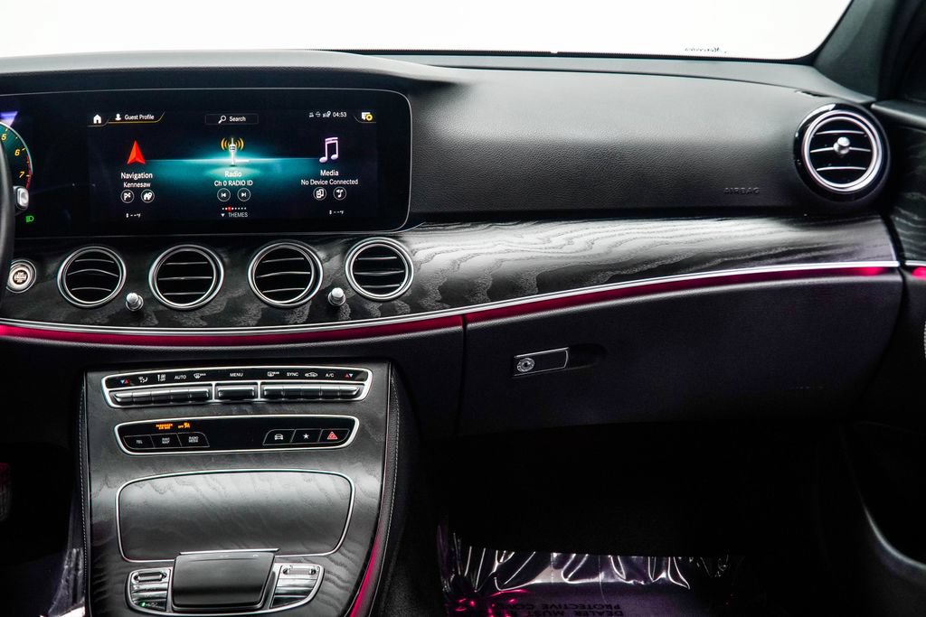 Used 2023 Mercedes-Benz E 350 Sedan image 17