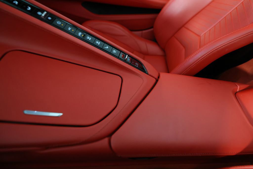 Used 2024 Chevrolet Corvette Stingray Premium Conv w/ Z51 Performance Package RWD image 35