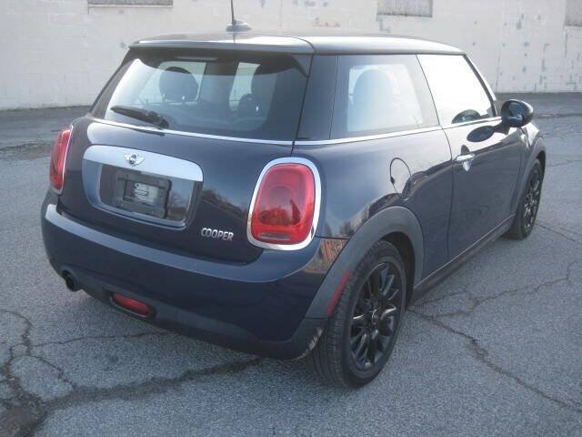 Used 2015 MINI Cooper 2-Door Hardtop FWD image 5