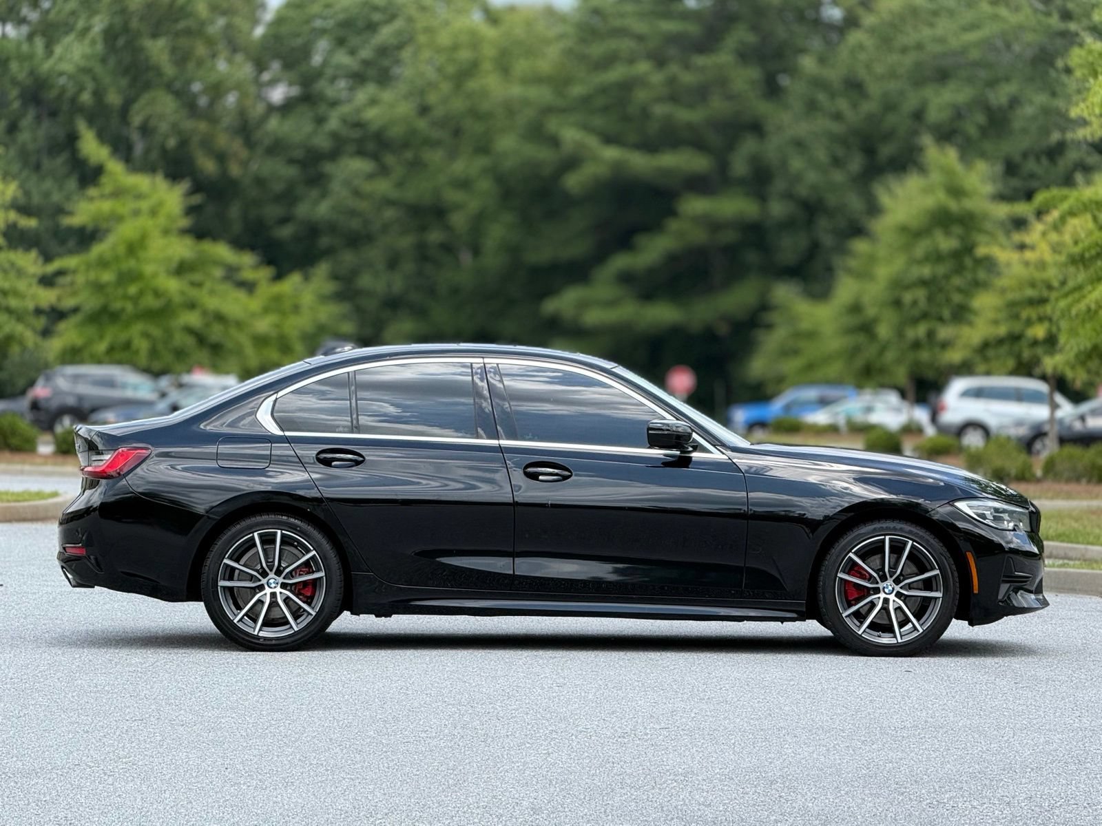 Used 2019 BMW 330i Sedan w/ Convenience Package RWD image 12