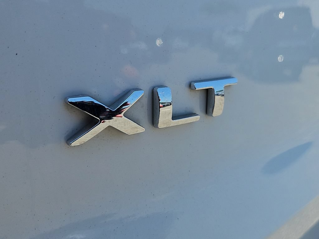 Used 2019 Ford Explorer XLT w/ Class III Trailer Tow Package AWD/4WD image 29