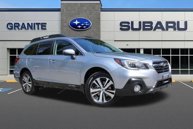 Used 2018 Subaru Outback 2.5i Limited AWD/4WD image 3