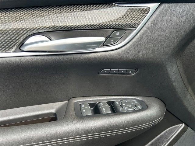 Used 2022 Cadillac XT5 Sportv image 19