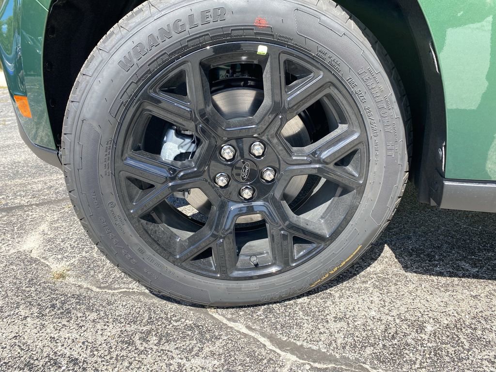 New 2025 Ford Maverick XLT w/ XLT Luxury Package image 49