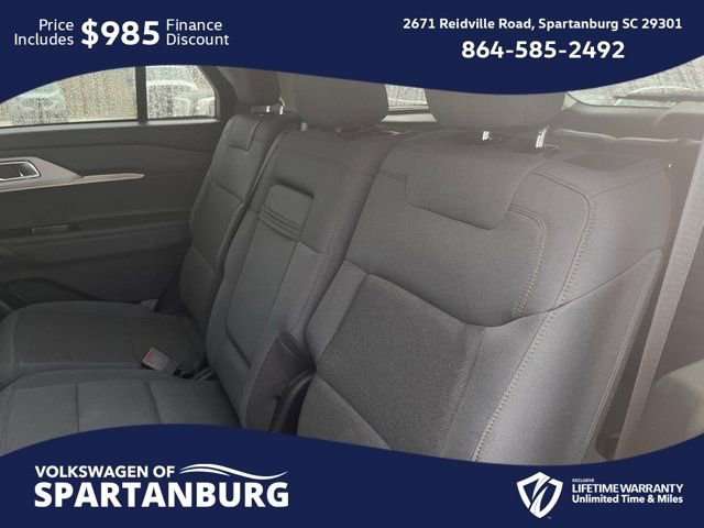 Used 2025 Ford Explorer Active image 5