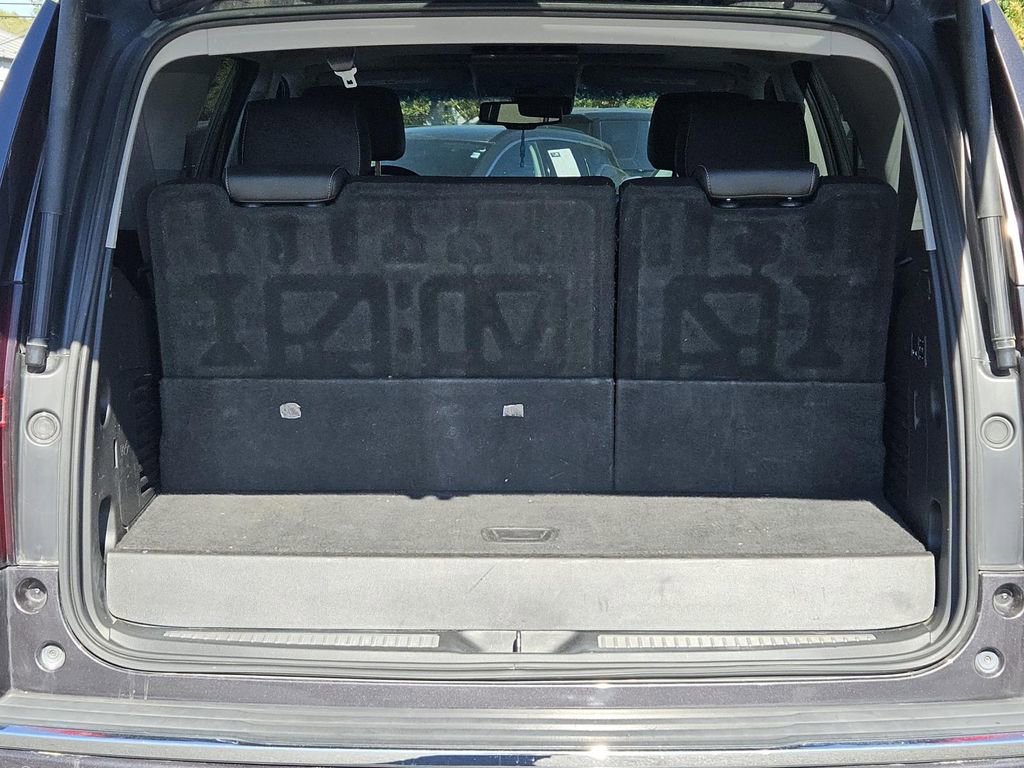 Used 2018 Chevrolet Tahoe Premier RWD image 11