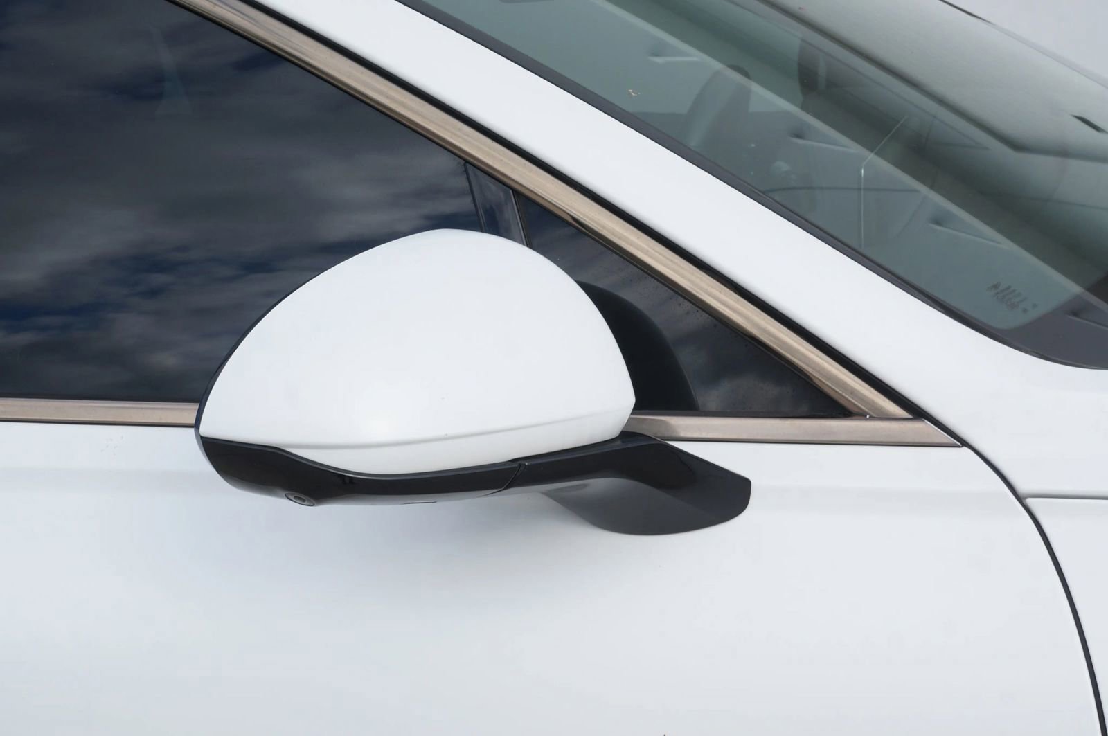 Used 2022 Genesis G80 3.5T Sport image 19