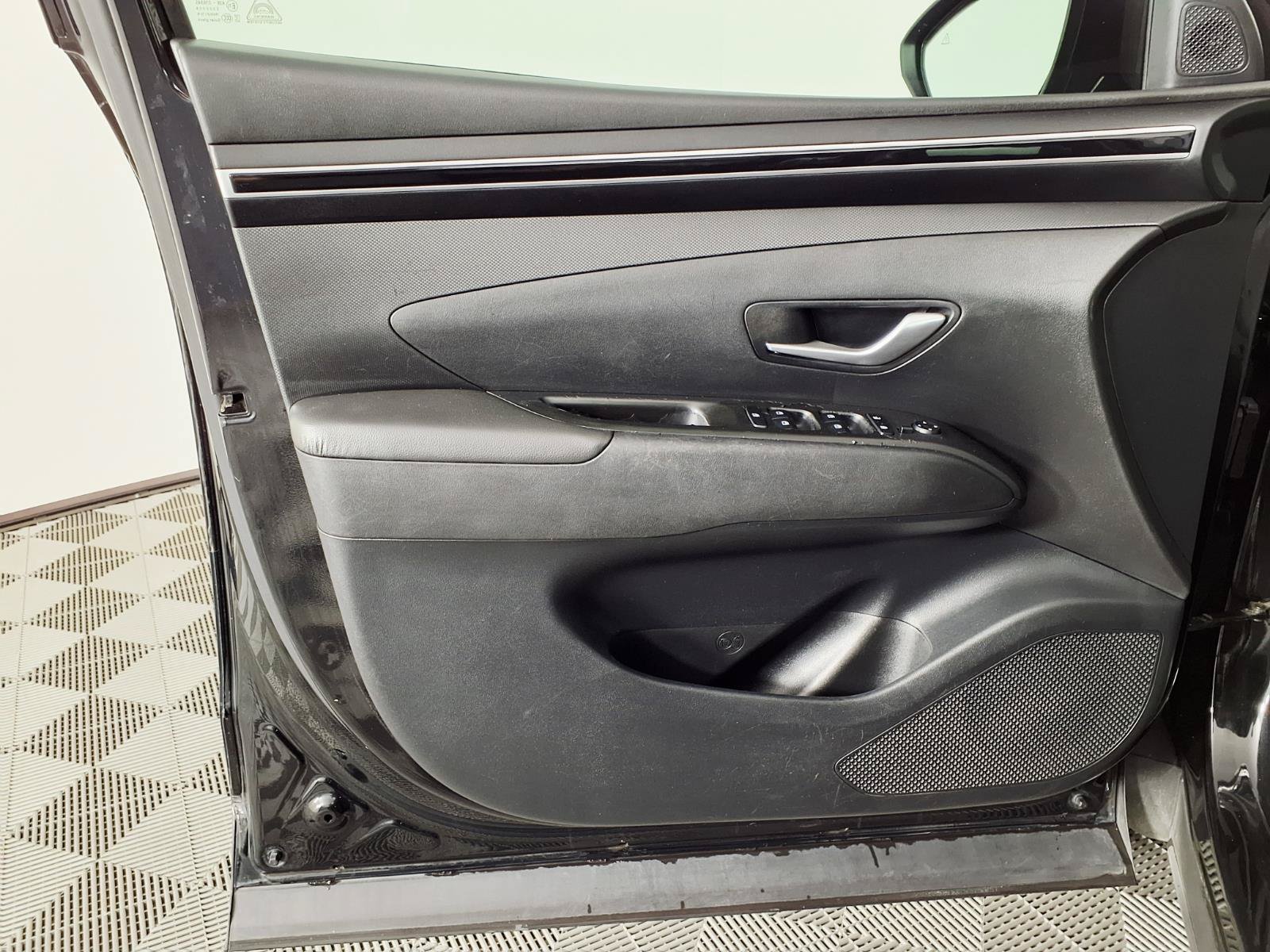 Used 2022 Hyundai Santa Cruz SEL FWD image 16