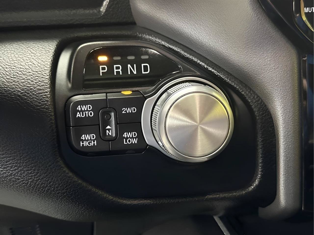 Used 2020 RAM 1500 Laramie w/ Sport Appearance Package AWD/4WD image 19