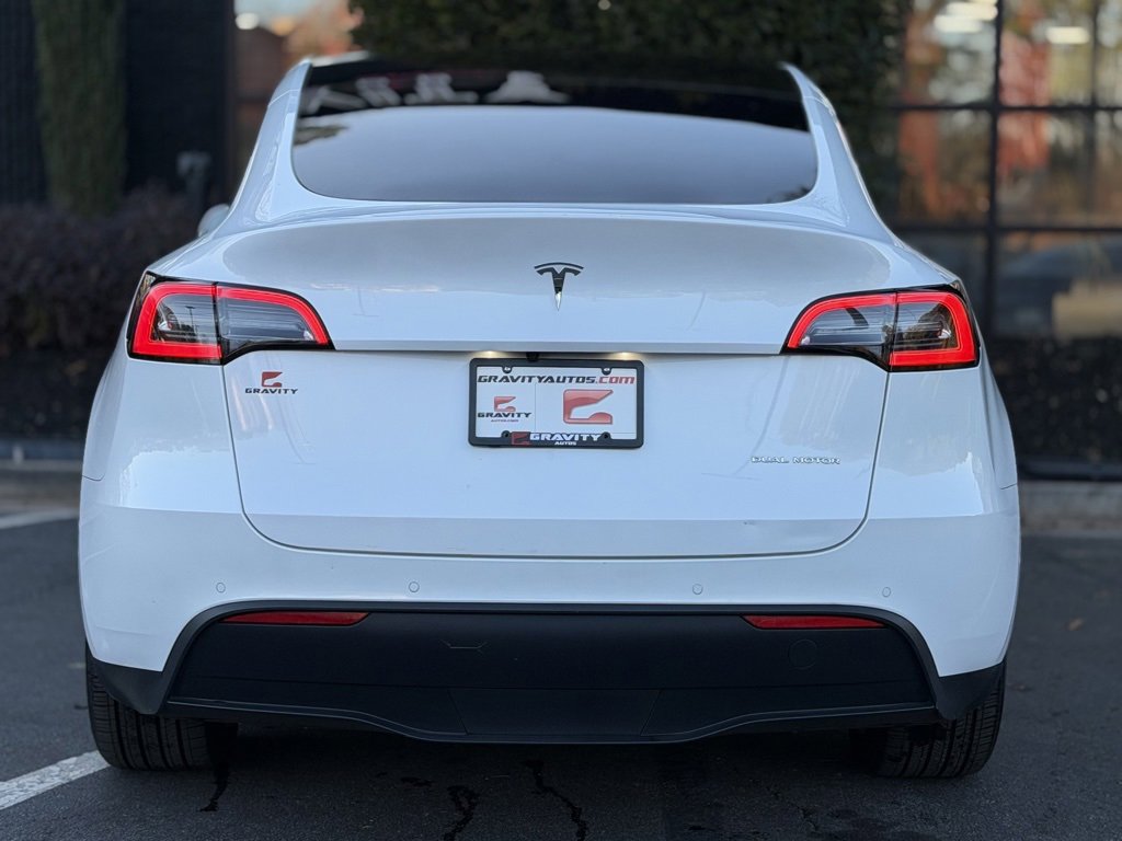 Used 2021 Tesla Model Y Long Range image 14