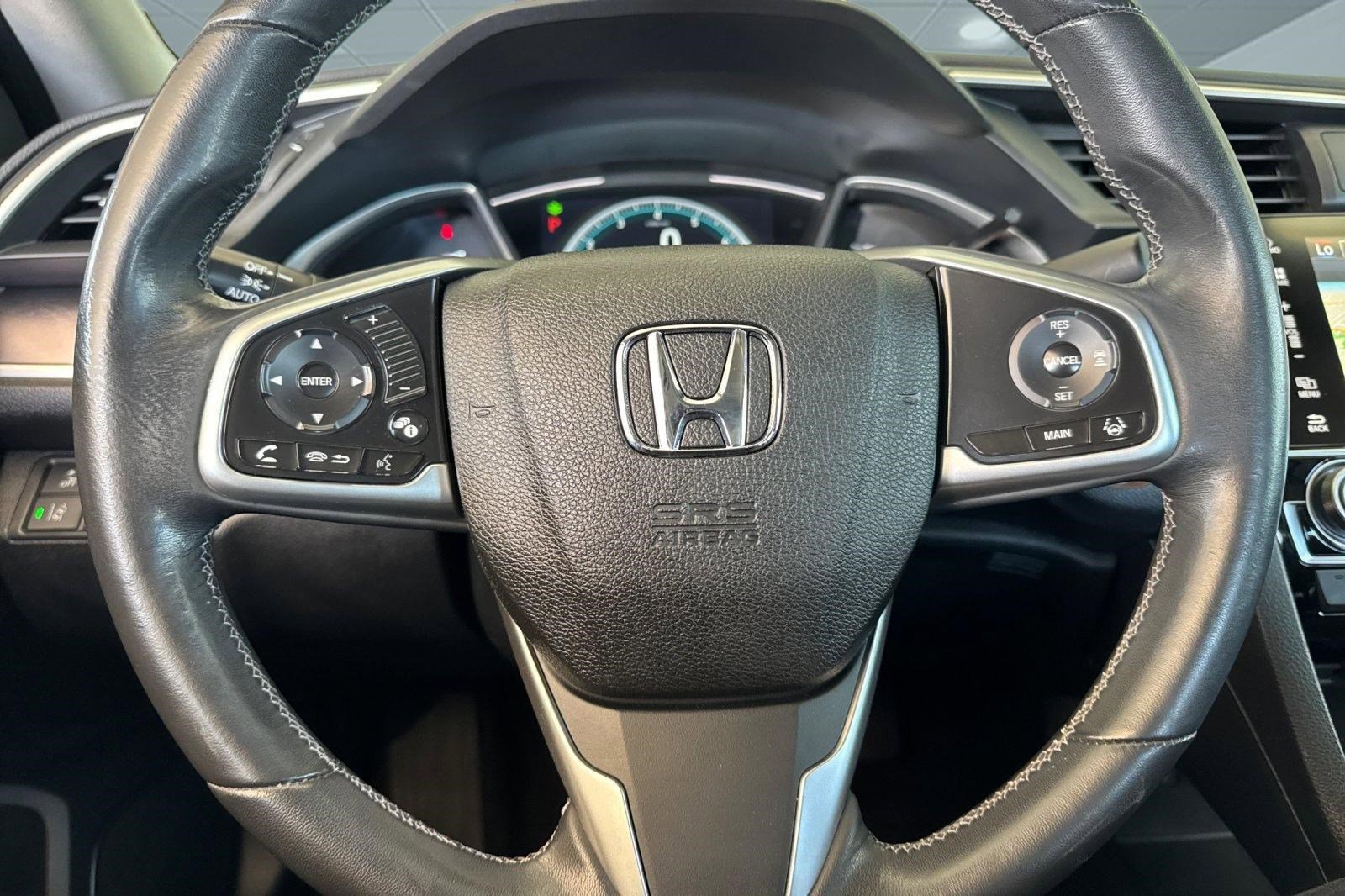 Used 2017 Honda Civic Touring image 16