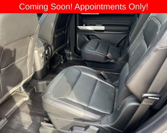 Used 2023 Ford Explorer Limited w/ Equipment Group 301A image 4