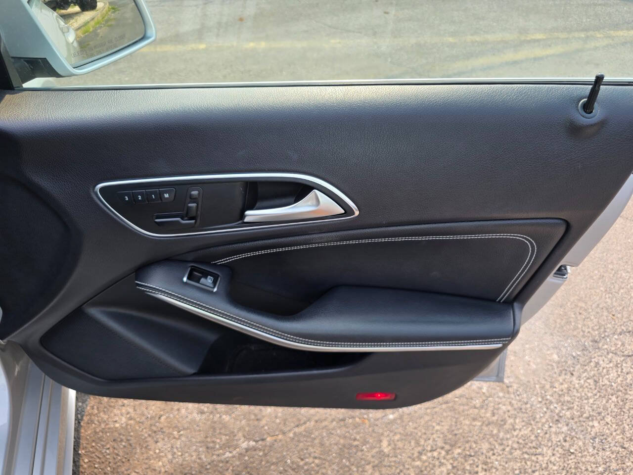 Used 2014 Mercedes-Benz CLA 250 w/ Multimedia Package image 32