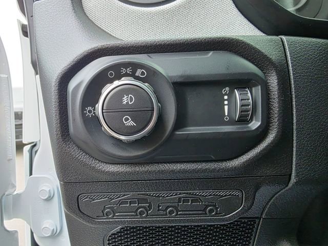 New 2026 Jeep Gladiator Sport image 13