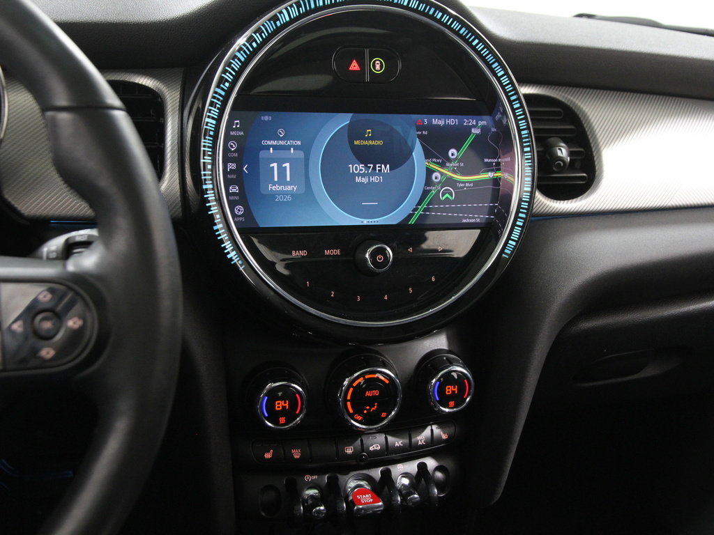 Certified 2023 MINI Cooper 4-Door Hardtop image 9